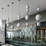 suspension moderne sphères blanches salon restaurant chambre led 6000k 4500k 3000k