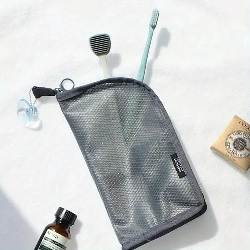 sac toilette voyage polyester transparent gris blanc moderne minimaliste brosses dents rasoirs savons flacons
