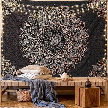 tapisserie mandala boho chic noir blanc rose doré géométrique living bedroom entryway coffee tea