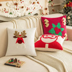 coussin brodé sapin noël rouge vert blanc décoratif festive adhésif étoiles renne père noël