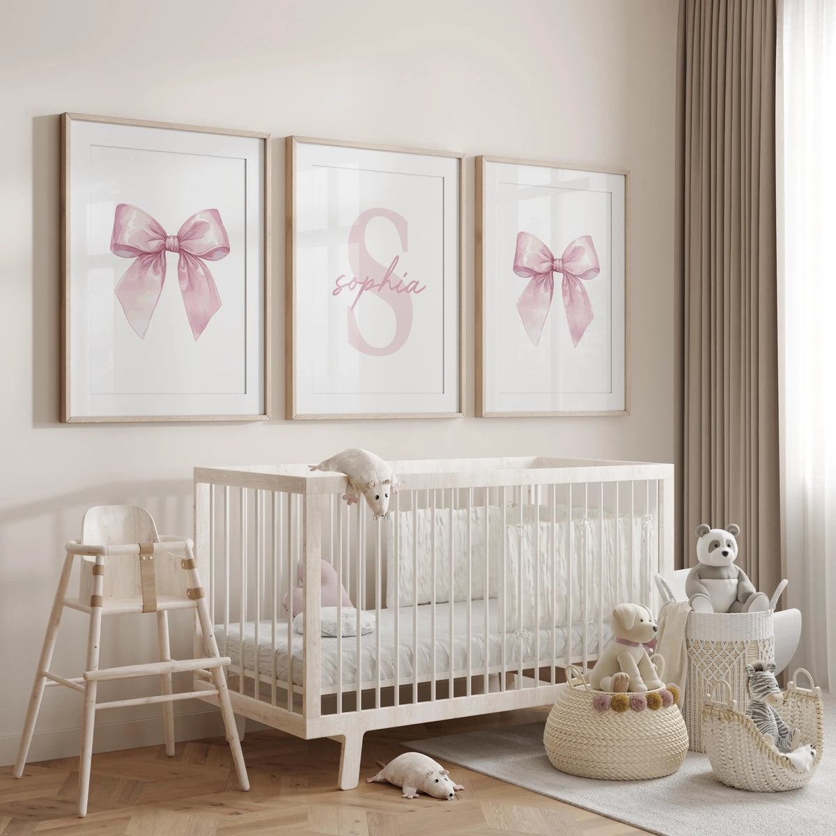 décoration chambre enfant lit bébé aquarelle ruban rose moderne blanc éléments oreillers couverture jouets