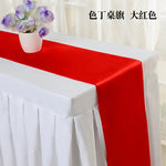 nappes tables rondes mariage blanc rouge bleu marine violet doré tissus satinés opaques