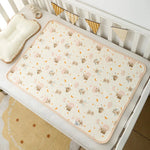 serviettes bébé imprimées visages coeurs beige enfantin couverture couches motifs décoratives