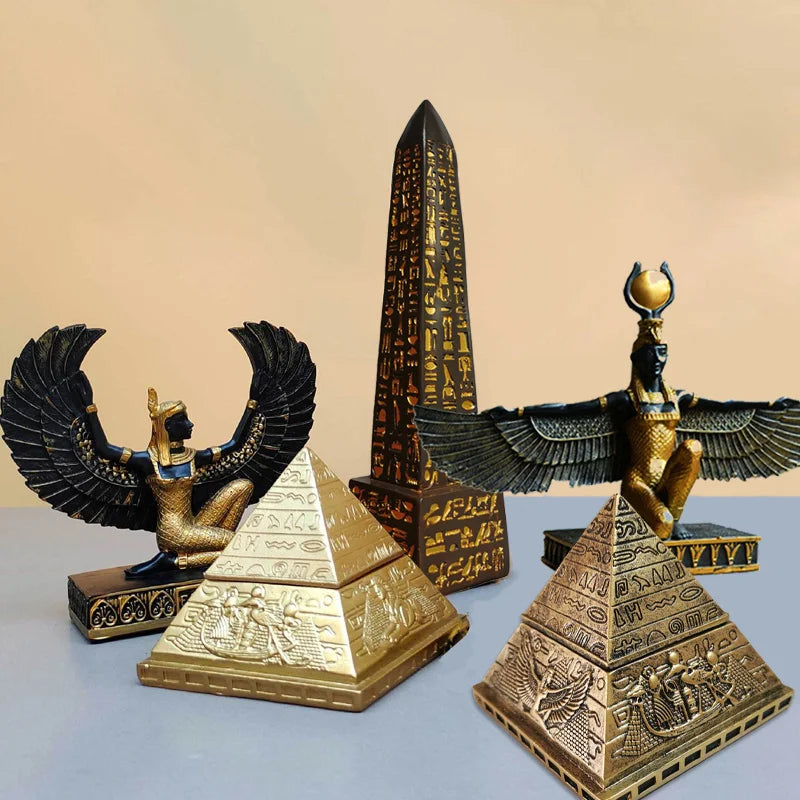 statues decoratives egyptiennes or pyramide obelisque isis ancien maison