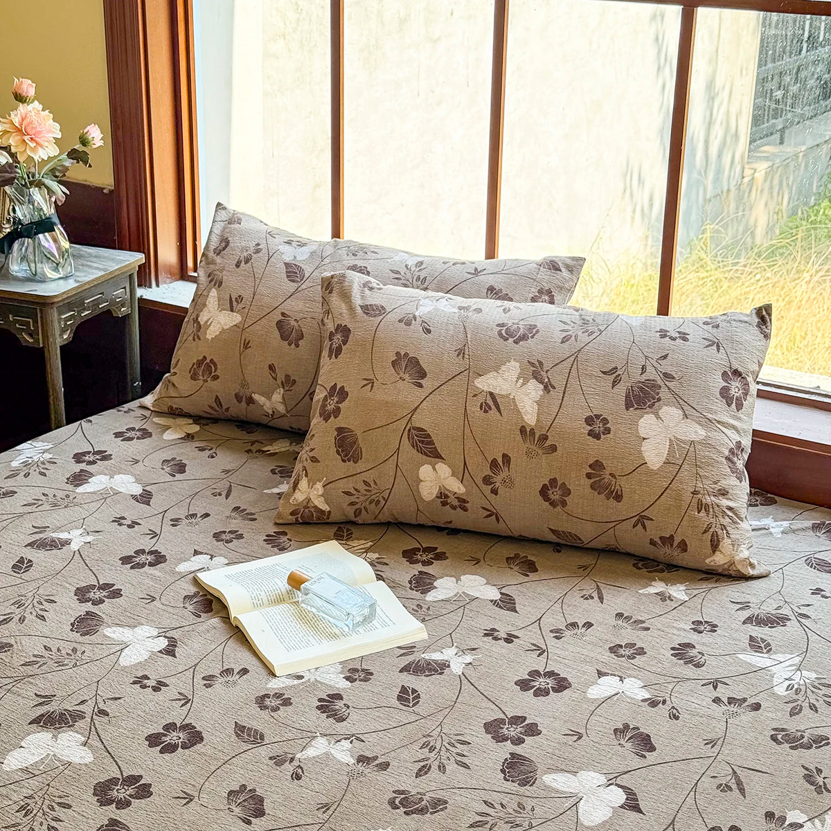 housse matelas coton lin plaid fleurs papillons moderne beige marron blanc double oreillers