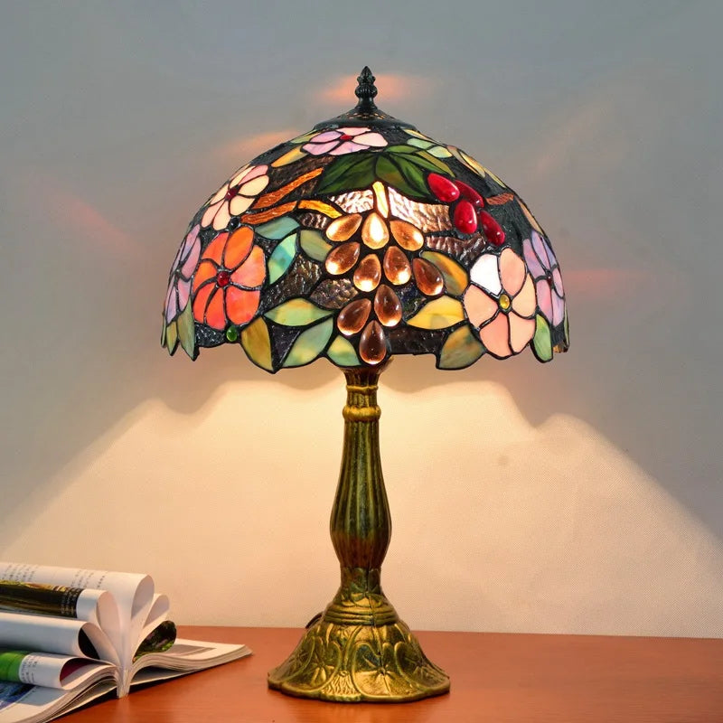 lampe table tiffany multicolore floral vitrail traditionnelle interrupteur poussoirOpaque base solide chambre salon