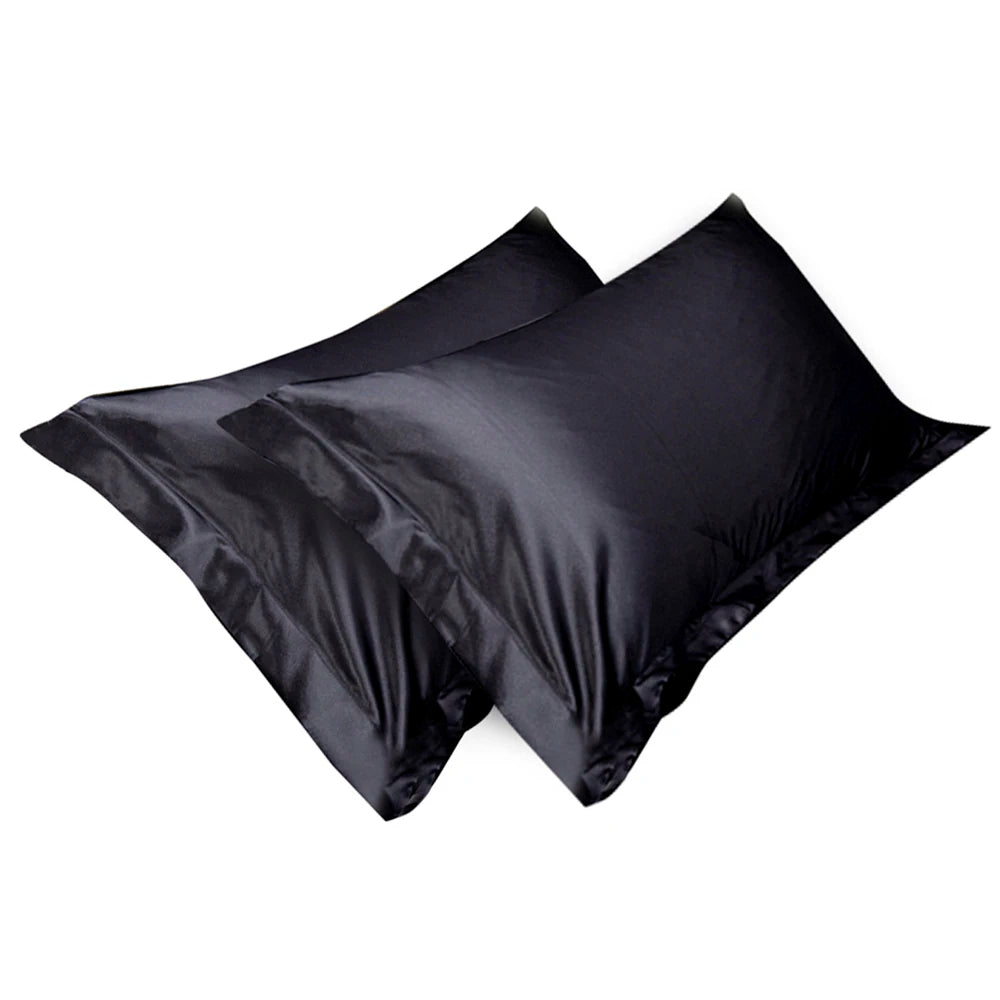 taies d'oreiller satinées soie noires grises élégantes simples maison