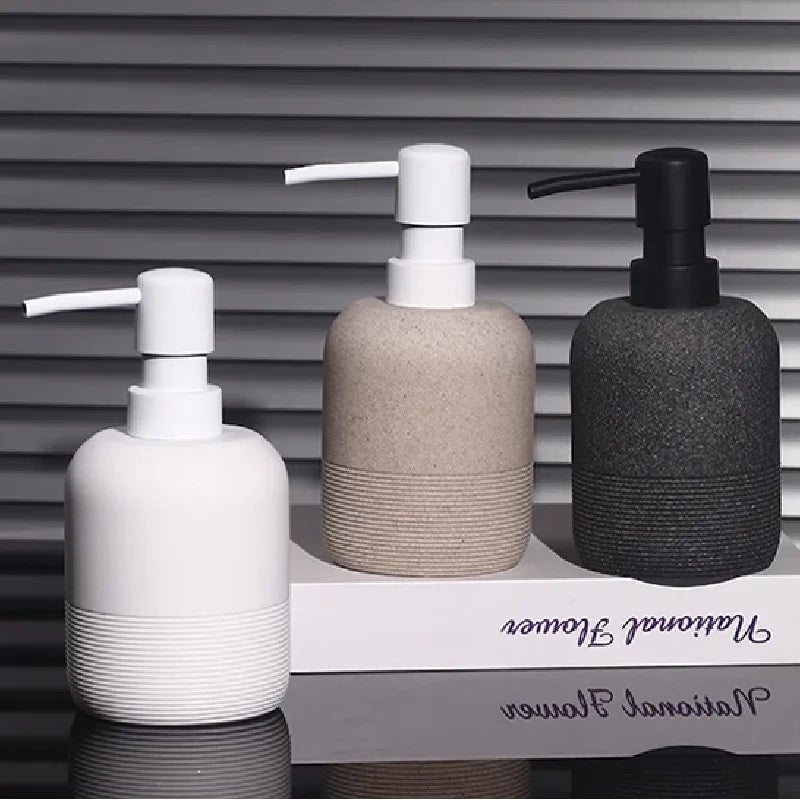 distributeur savon liquide céramique blanc beige moderne minimaliste texture granulée Pompe.pression