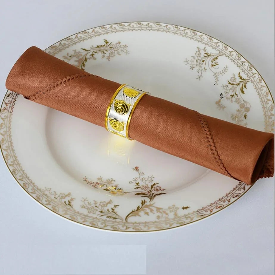 serviette table polyester unie bordure dentelle classique mariage décoration restaurant