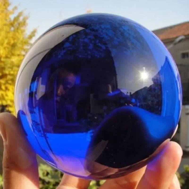 boule verre bleue décorative mystique sphère translucide réfléchissante décoration maison spirituel