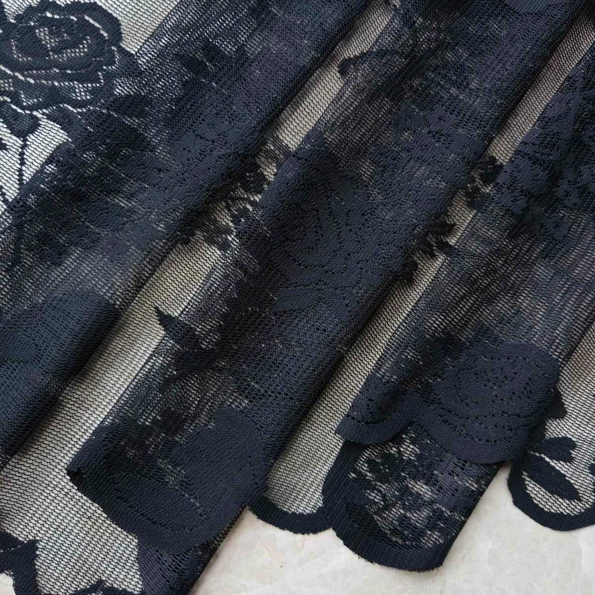 rideau noir dentelle papillon transparent japonais fenetre maison