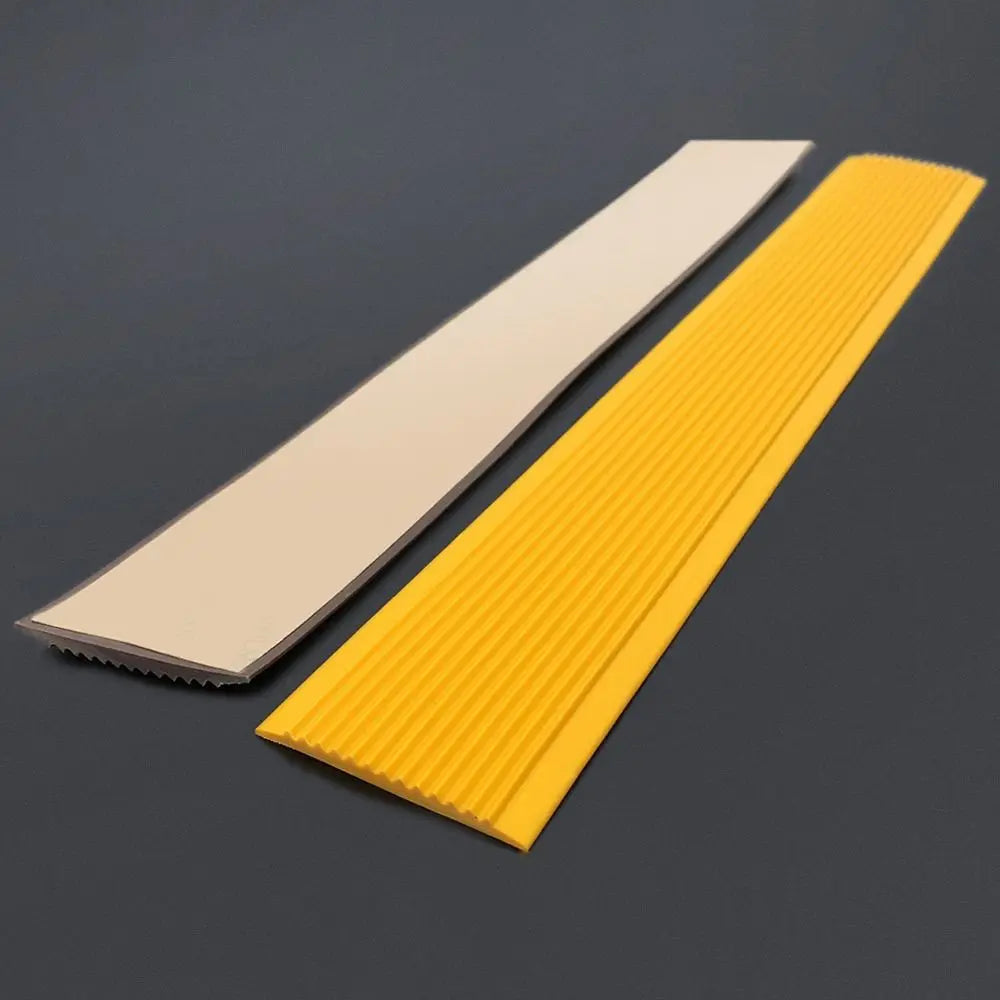 ruban antidérapant adhésif gris vert bleu jaune rouge marron rayures modernes protection escaliers pvc