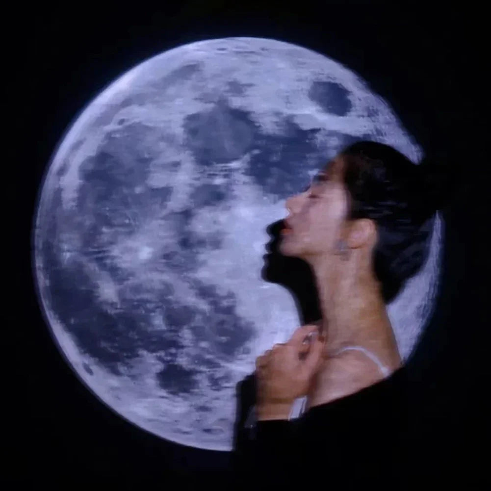 projecteur led noir moderne veilleuse lumiere douce nuit image terre chambre deco festive
