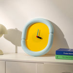 horloge murale moderne minimaliste rouge jaune bleu clair rose simple ornement 36x30cm acrylique