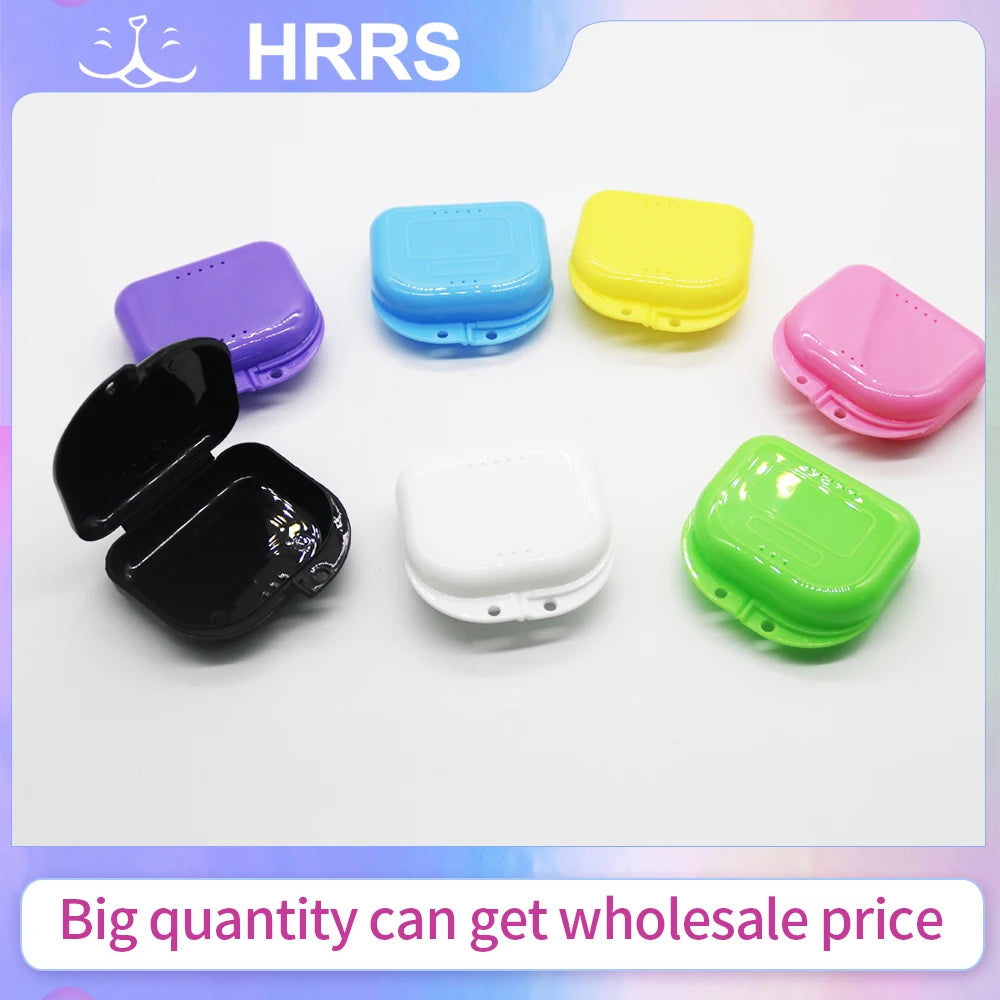 boîtes conservation prothèses dentaires violet bleu jaune rose blanc vert clips pratique compact