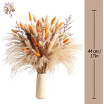 bouquet fleurs séchées boho beige orange brunes plumes feuilles naturel vase blanc plateau bois