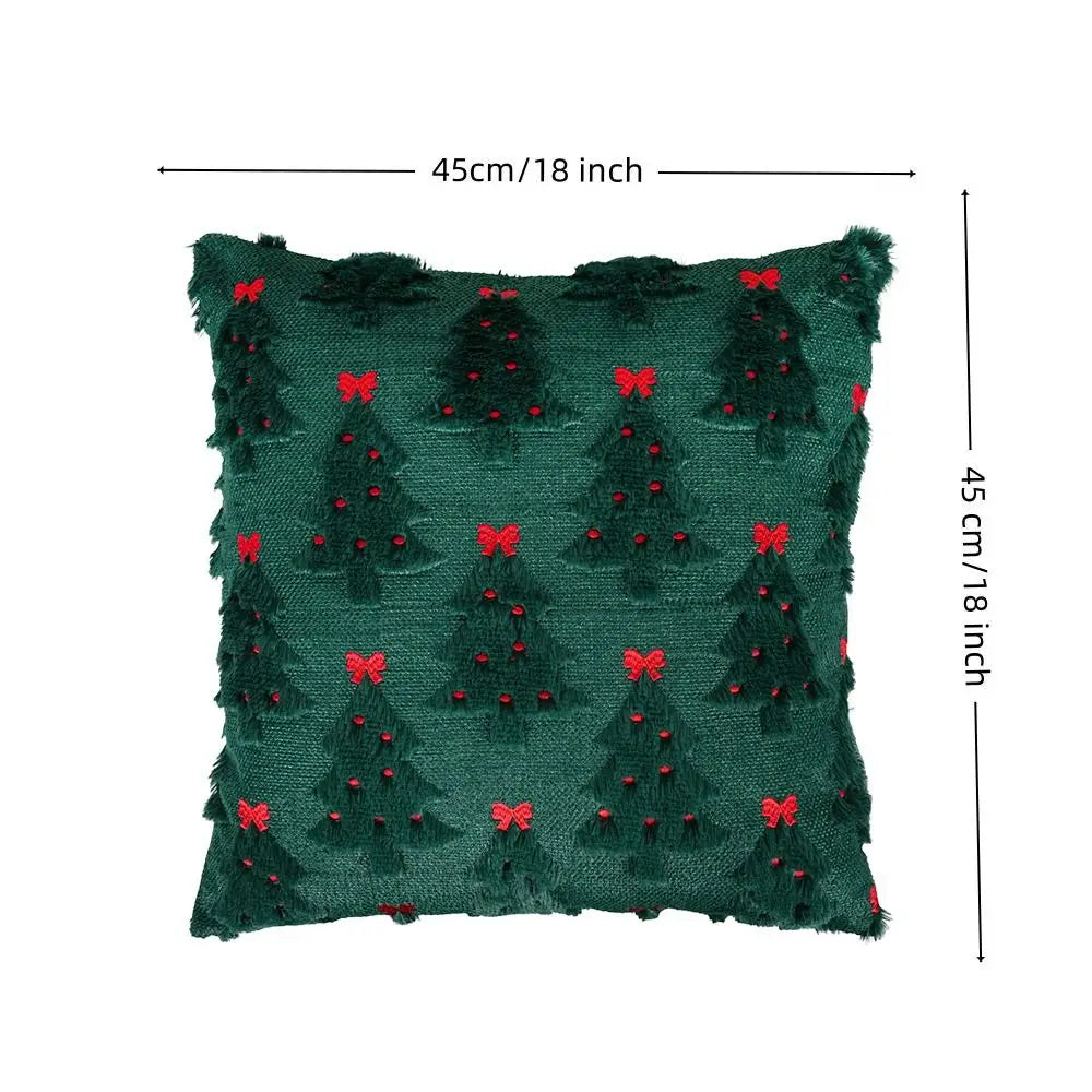 housse coussin noël motif sapins brodés vert foncé rouge crème texture poilue festif