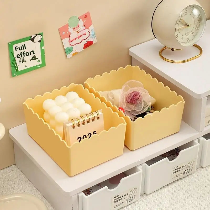boîtes rangement moderne beige jaune opaques plastique lisses grande petite