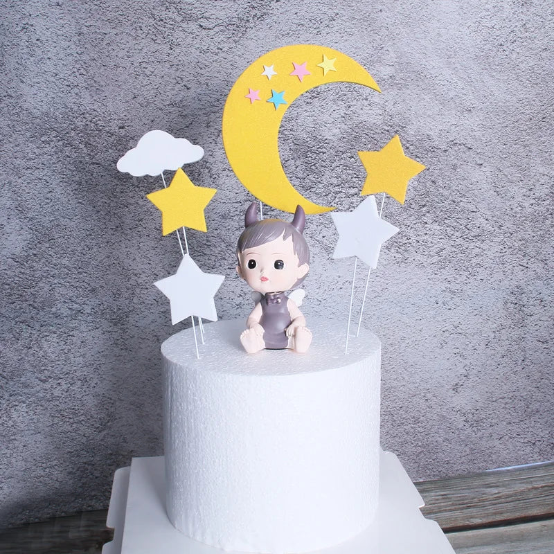 décoration gâteau anniversaire étoiles nuages lune sourire nuit bleu jaune rose