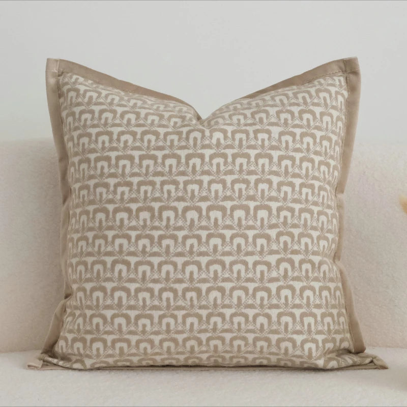 housse coussin géométrique polyester contemporain beige clair décor maison scandinave fixations invisibles carreaux
