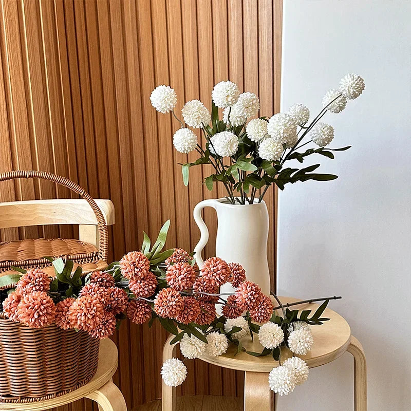 décoration intérieure bouquet dandelions artificiels 50cm couleurs automnales vase céramique blanc