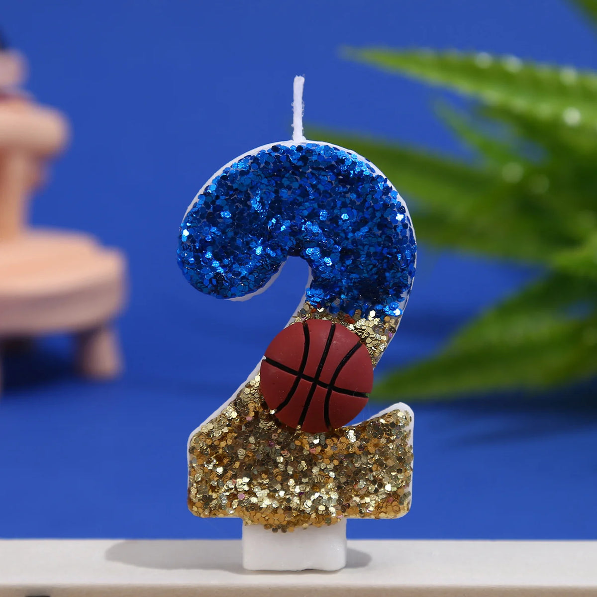 bougies anniversaire forme chiffres bleu paillette doré rouge basket blanc paillettes motifs sportifs clips