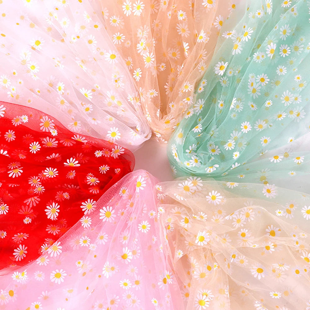 tulle imprimé fleur blanche rose clair rouge vert transparent délicat romantique matériaux bricolage