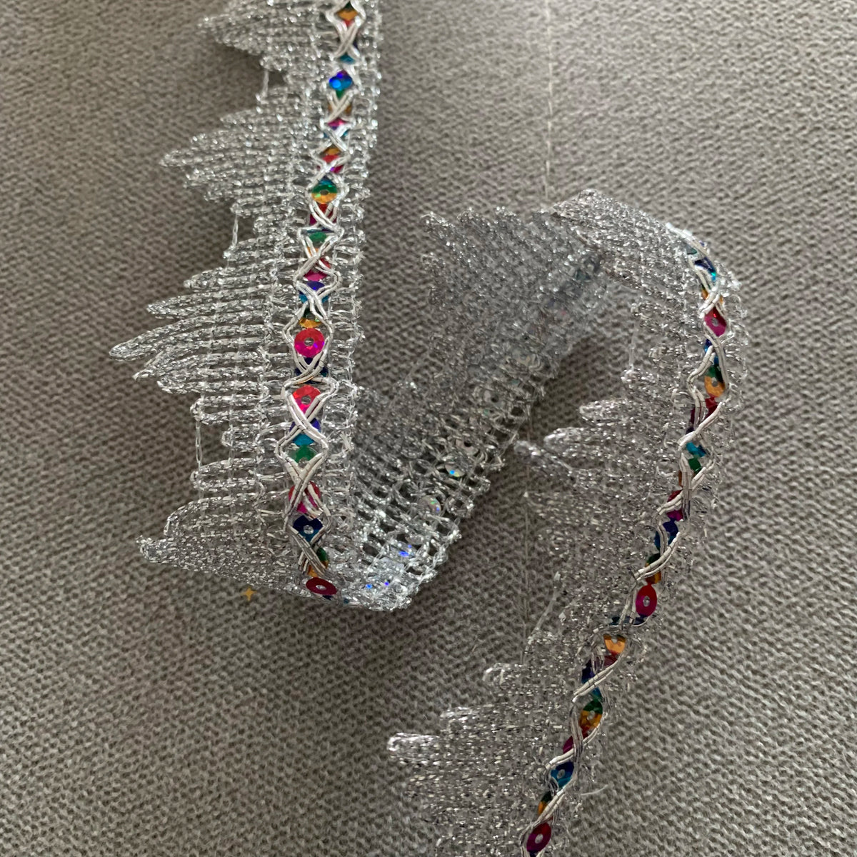 ruban décoratif dentelle or argent sequins motif floral 5m élégant festif polyester