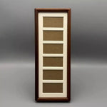 Cadre photo multiple bois lisse marron foncé classique photos décoration murale traditionnelleintérieur blanc