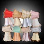 abat jour tissu broderie dorée vert clair rouge beige gris rose pâle classique tassel