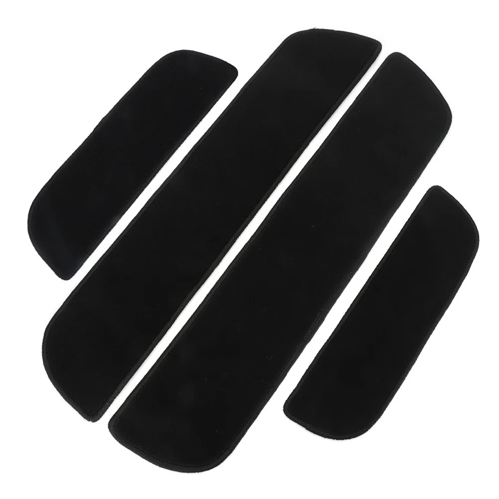 tapis sol marches entrée ford transit tourneo custom 2023 noir texture veloutée moderne adhésif