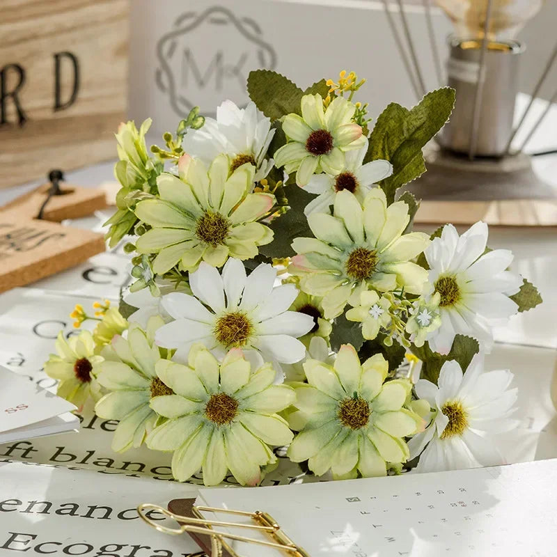 décoration mariage bouquet fleurs artificielles soie vertes blanches intérieur rustique naturel