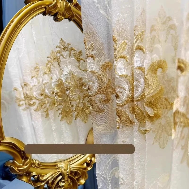 rideau brodé polyester transparent blanc doré classique élégant broderie florale bordure chambre salon