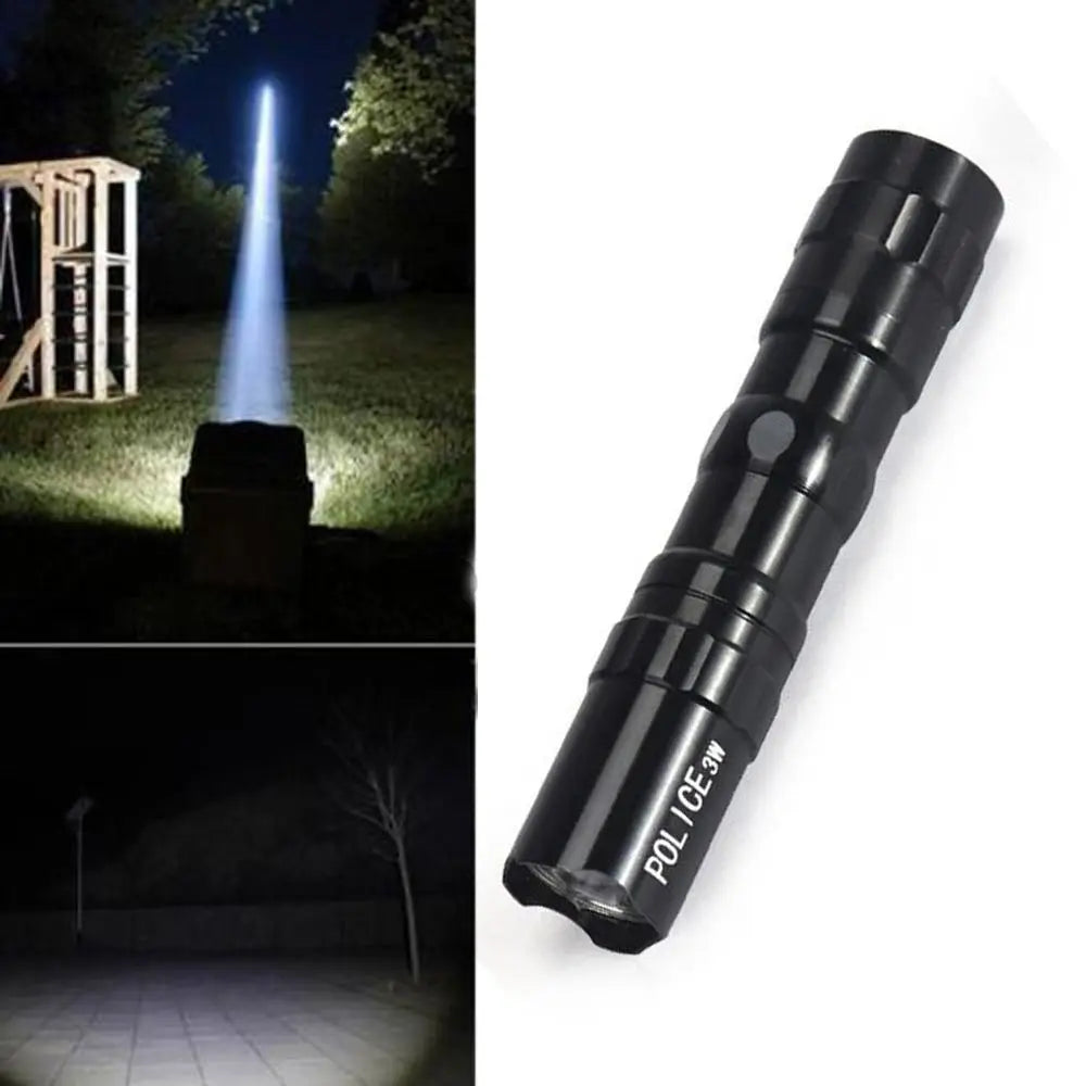 lampe torche led super lumineuse noire texturée moderne étanche 9.5cm compact zoom