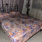 couverture lit floral rose violet marron semi transparent satinée décoration romantique oreillers assortis aspect