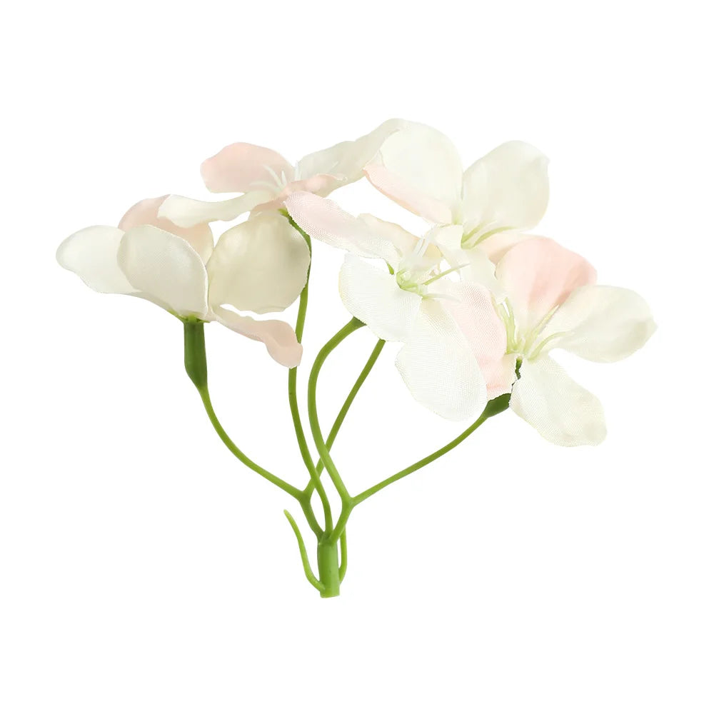 bouquet fleurs artificielles rouge vert jaune roses blanc bleu simple moderne decoration mariage intérieur