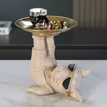 décoration moderne sculpture chien lunettes plateau ornement résine noir beige crème humoristique
