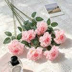 bouquet roses artificielles blanches vase cube decoration maison mariage anniversaireintérieur