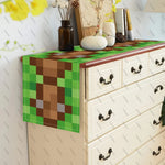 chambre coucher salon chemin table carreaux géométriques moderne vert marron gris decoration tissu