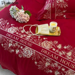Détail des broderies sur la housse de couette blanche