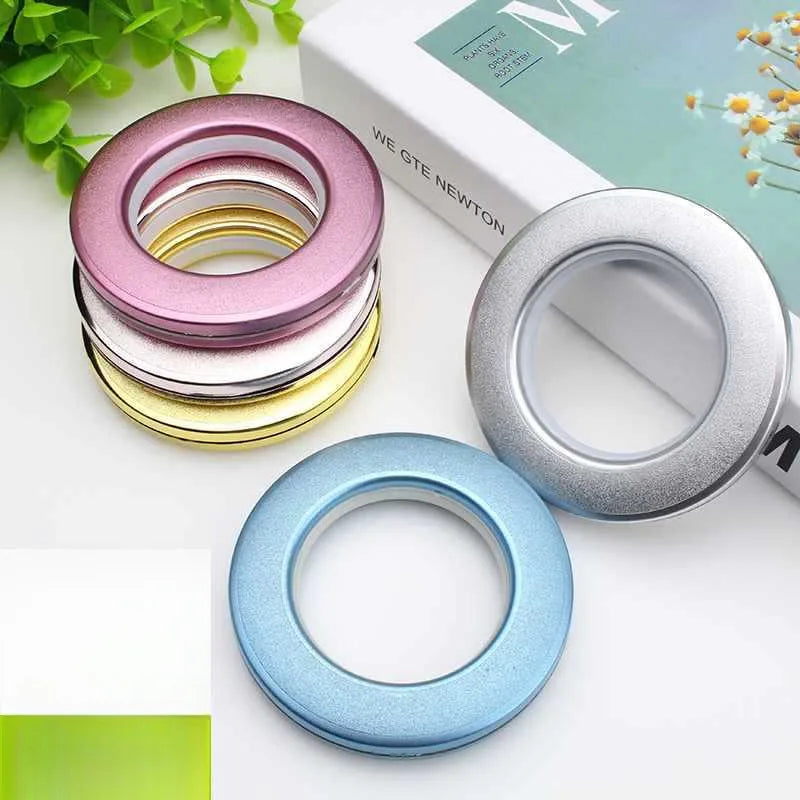 anneaux rideau modernes eyelets occultants qualité accessoire décoration intérieure fixations invisibles matériaux opaques