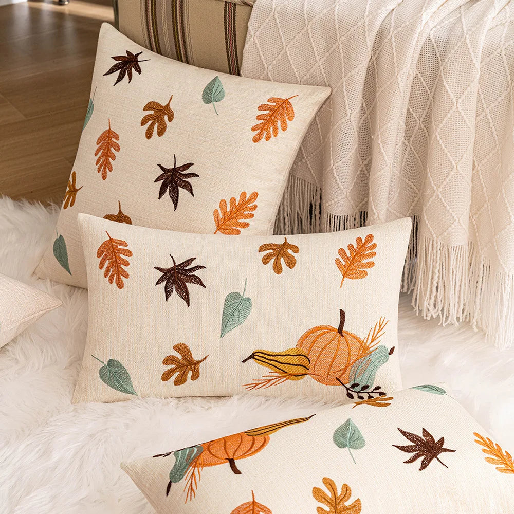 housse coussin décorative motif feuilles automne champignons moderne salon maison intérieur