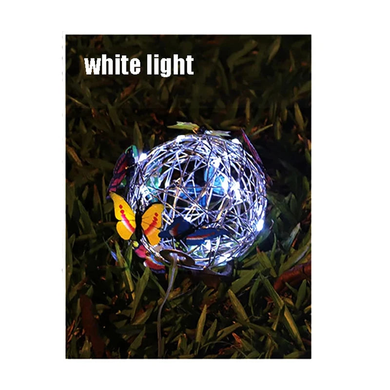 lumière solaire blanche moderne boule décorative papillons colorés filet métallique extérieure autoinstallation jardin blanc