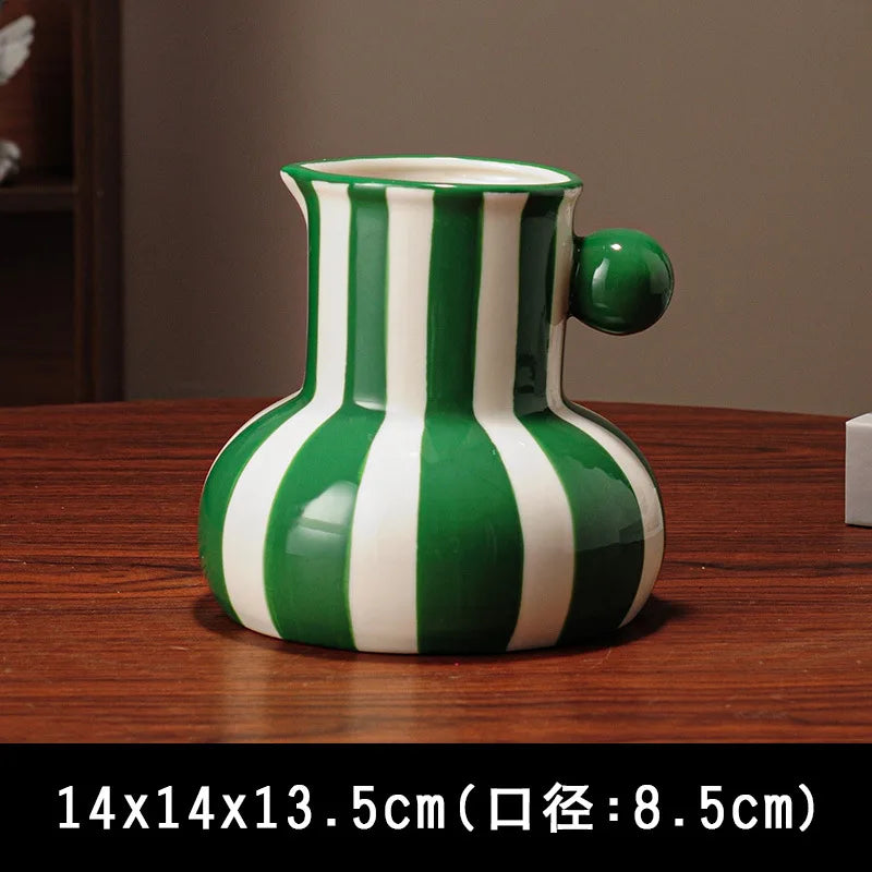 vase céramique rayures vert blanc rouge bleu jaune moderne poignée décoration maison