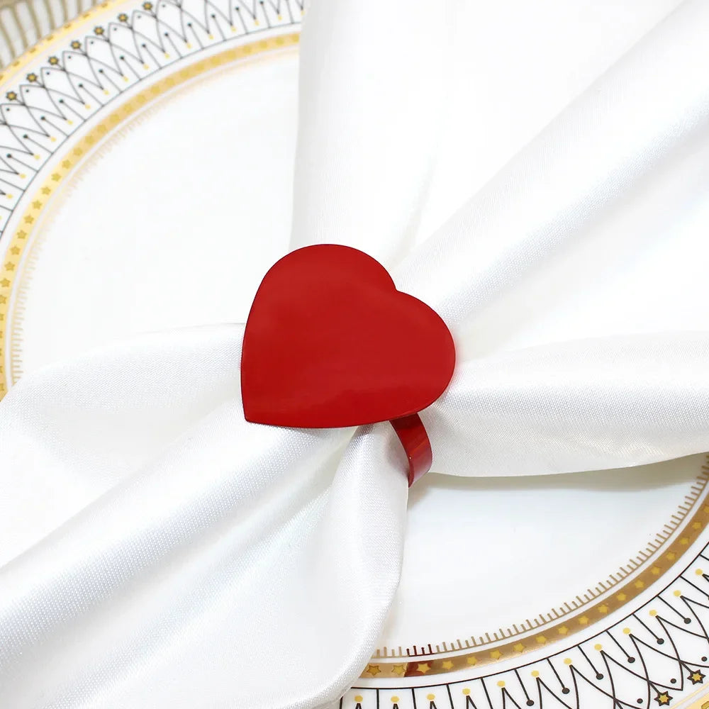 Ronds de serviette cœur rouge pour décoration mariage