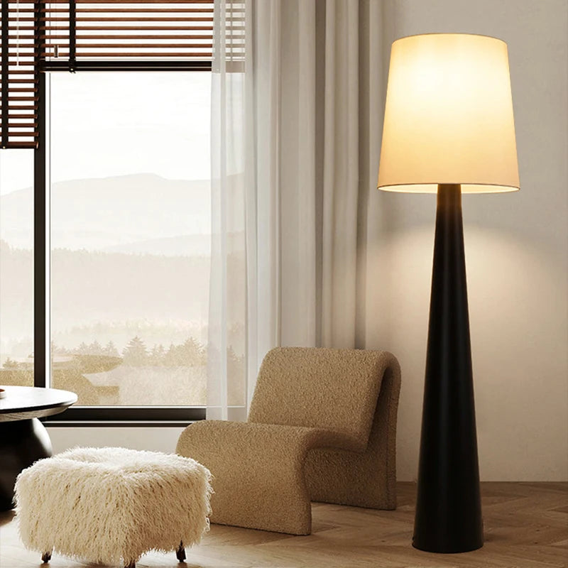 lampe pied moderne minimaliste conique noir abatjour blanc crème éclairage salon chambre télécommande adjustable