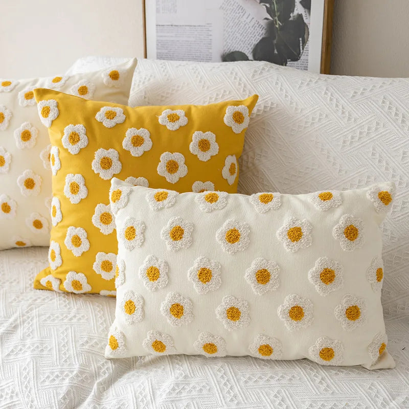 coussins brodés fleurs blancs jaunes modernes 30x50cm opaques décoration maison