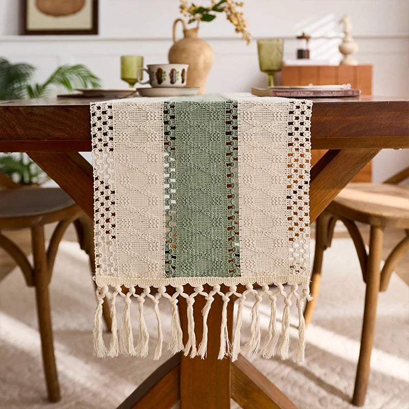 nappe lin rustique bohème macramé pompons dentelle franges beige marron vert pâle extérieur fêtes