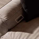 canapé d'angle moderne beige clair velours coussins tapis minimaliste scandinave maroc bois eléctrique