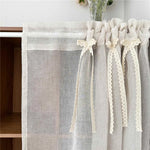 rideau transparent beige texturé dentelle bord fenêtre extérieure vintage rustique chambre décoration